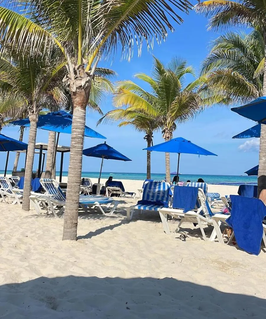 プレヤデルカーメンPaseo Xaman Haアパートメント メキシコ